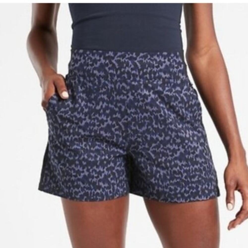 Athleta Brooklyn Printed Shorts Size 14